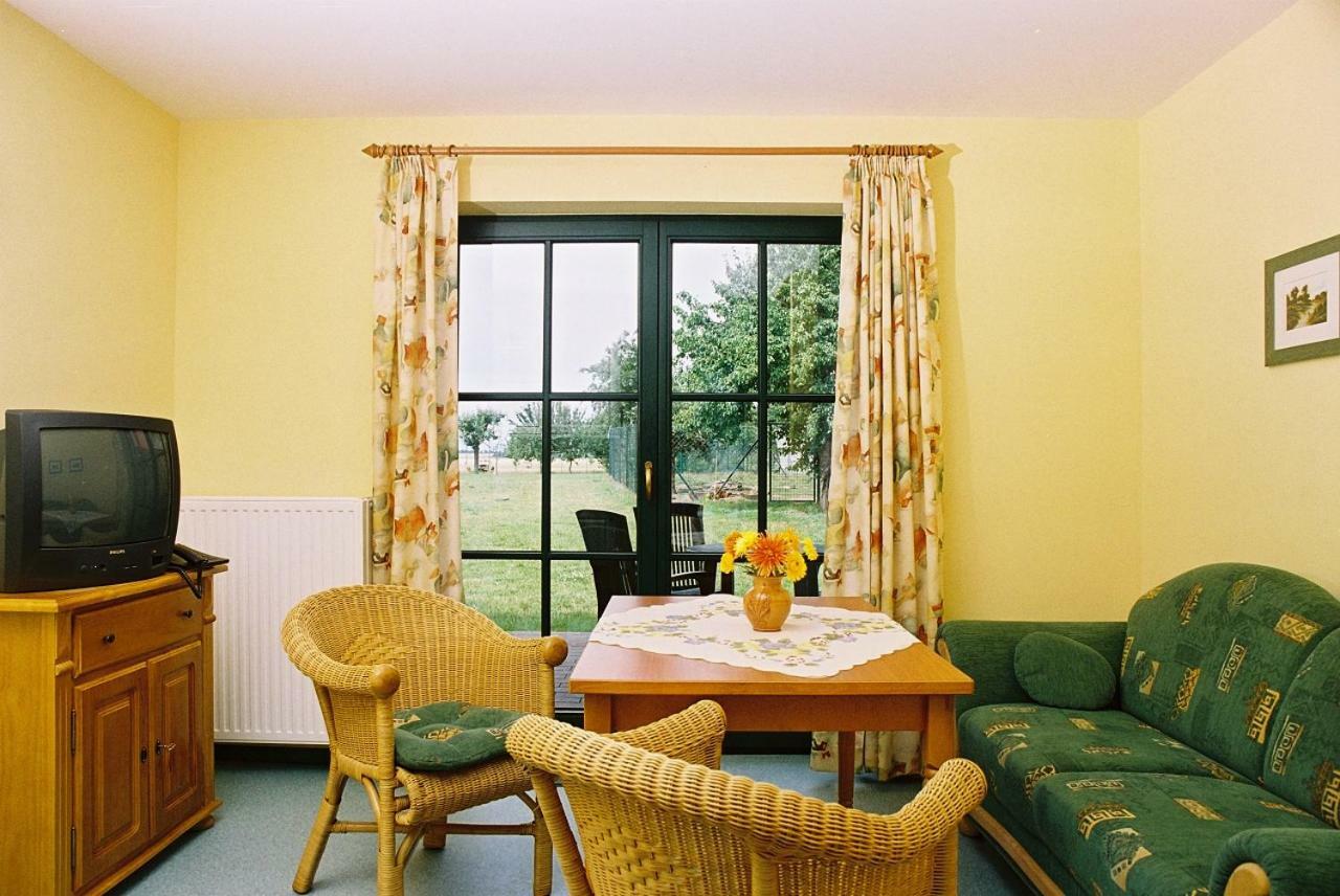 Landferienhof "Mueritzufer" Ludorf Buitenkant foto